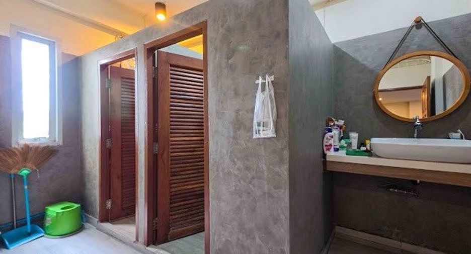 For sale studio townhouse in Chom Thong, Bangkok