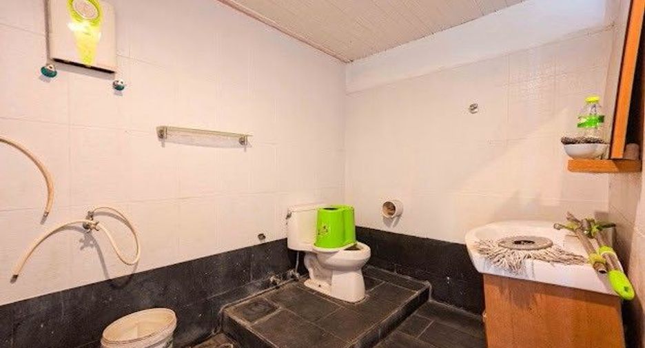 For sale studio townhouse in Chom Thong, Bangkok