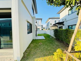 Casa en venta de 4 habitaciones en Khlong Sam Wa, Bangkok
