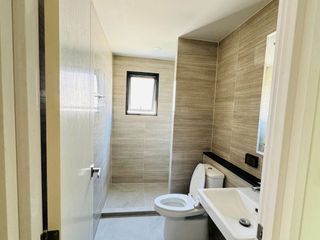 Casa en venta de 4 habitaciones en Khlong Sam Wa, Bangkok