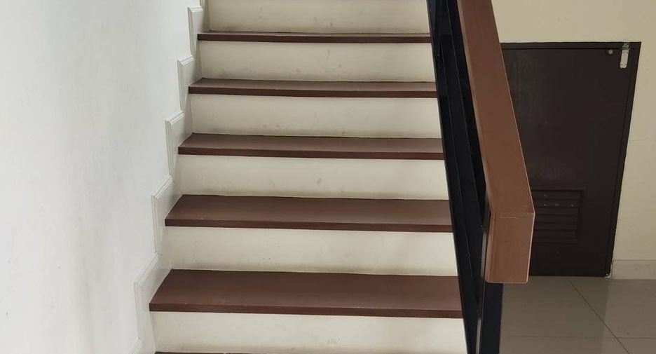 For sale 4 bedrooms house in Min Buri, Bangkok