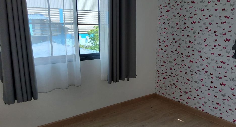 Haus zum Kauf mit 4 Zimmer in Bang Khun Thian, Bangkok