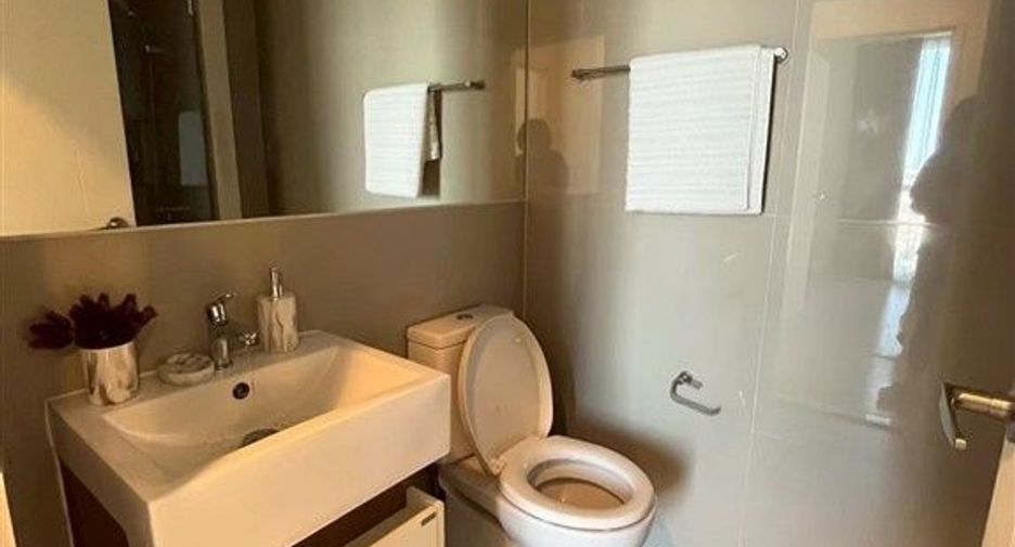 ขาย 2 ห้องนอน คอนโด ใน คันนายาว, กรุงเทพฯ