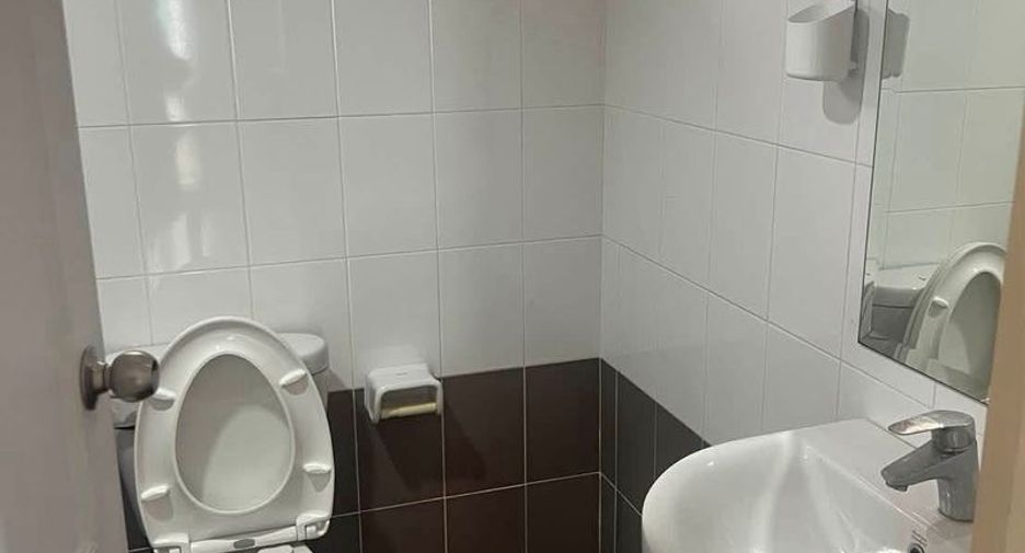 For rent and for sale 3 bedrooms house in Si Racha, Chonburi