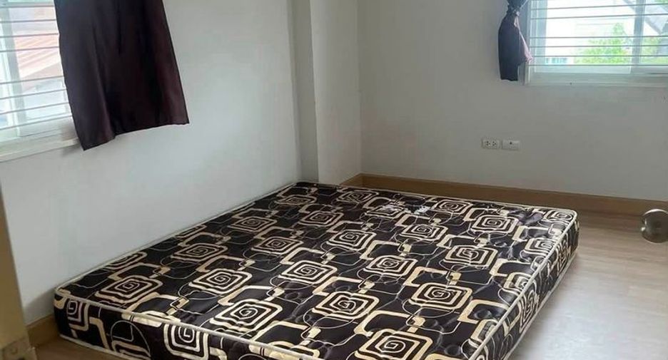 For rent and for sale 3 bedrooms house in Si Racha, Chonburi