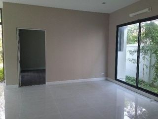 Casa en venta de estudio en Khlong Sam Wa, Bangkok