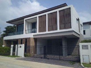Casa en venta de estudio en Khlong Sam Wa, Bangkok