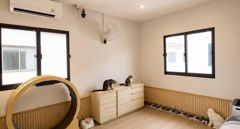 Casa en alquiler de 4 habitaciones en Thanyaburi, Pathum Thani