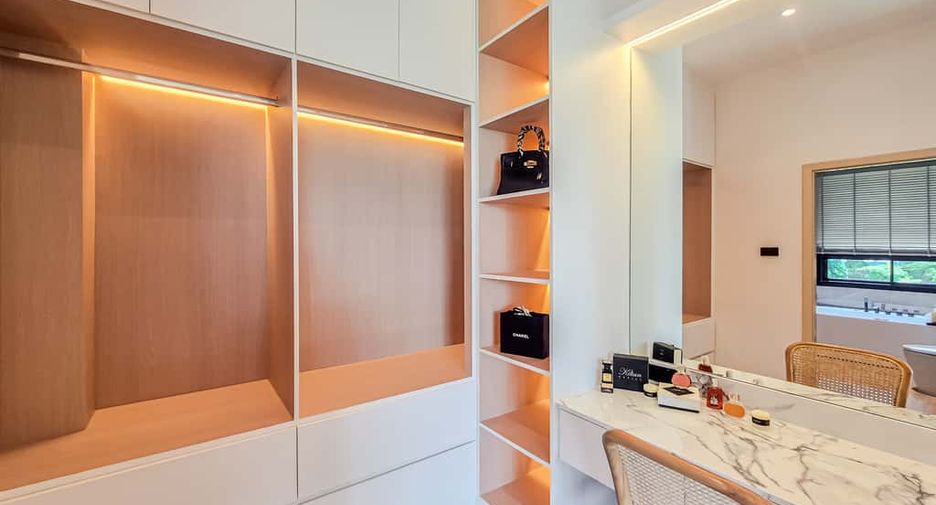 Casa en venta de 4 habitaciones en Hang Dong, Chiang Mai