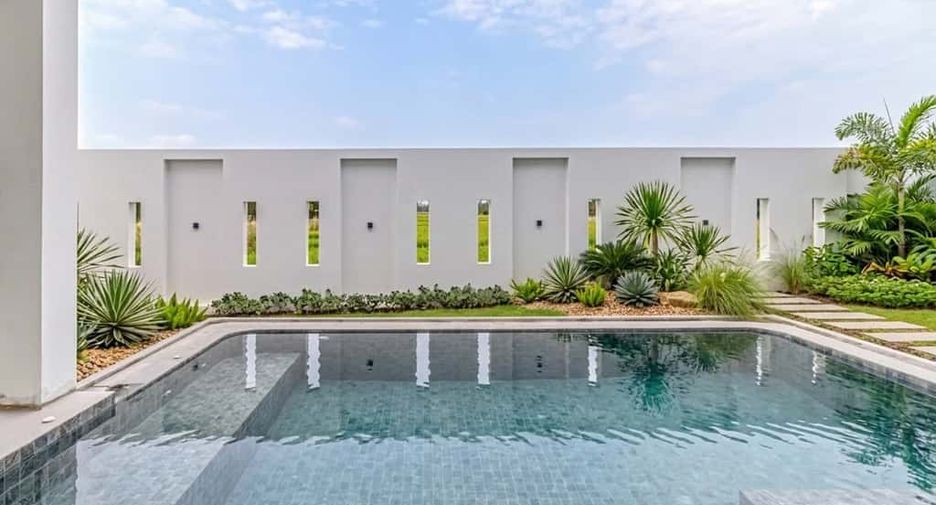 Casa en venta de 4 habitaciones en Hang Dong, Chiang Mai