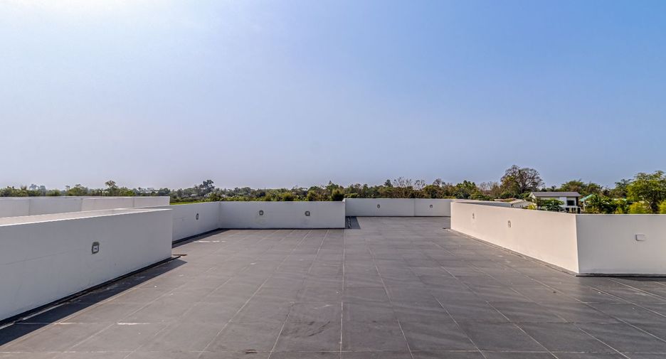 Casa en venta de 4 habitaciones en Hang Dong, Chiang Mai