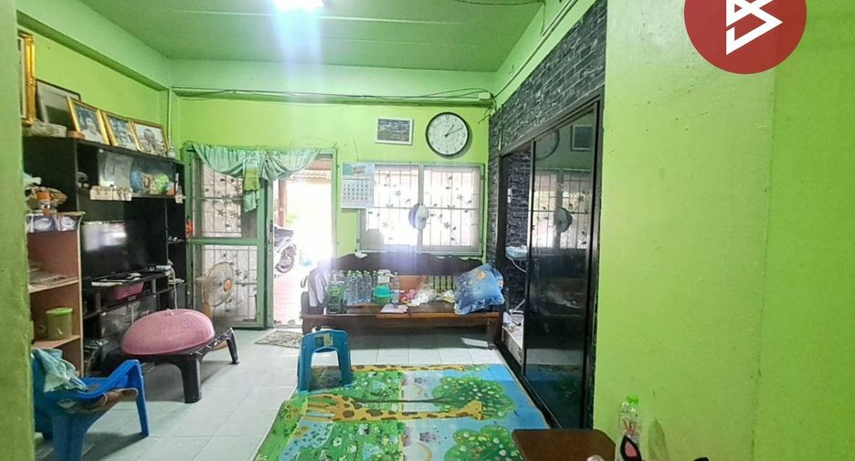 For sale 4 bedrooms townhouse in Nong Chok, Bangkok
