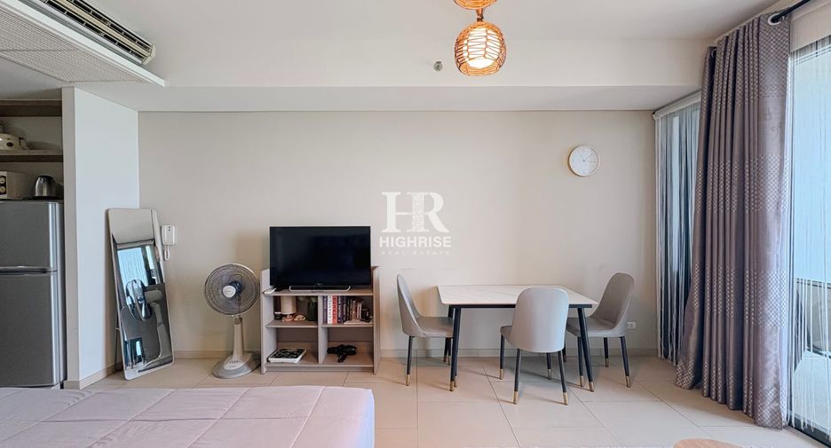 For rent and for sale studio condo in Bang Lamung, Chonburi
