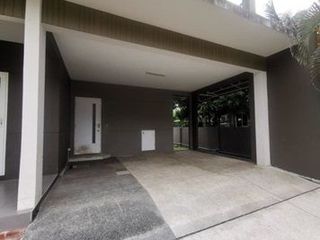 For sale 4 bedrooms house in Bang Khae, Bangkok