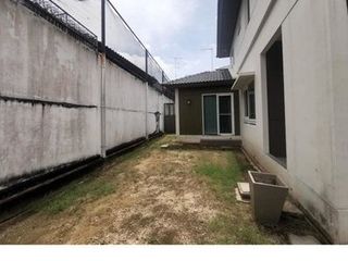 For sale 4 bedrooms house in Bang Khae, Bangkok
