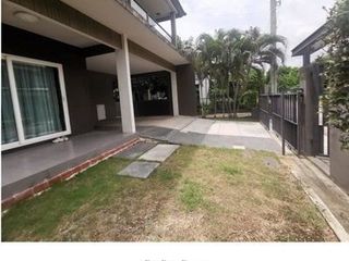 For sale 4 bedrooms house in Bang Khae, Bangkok