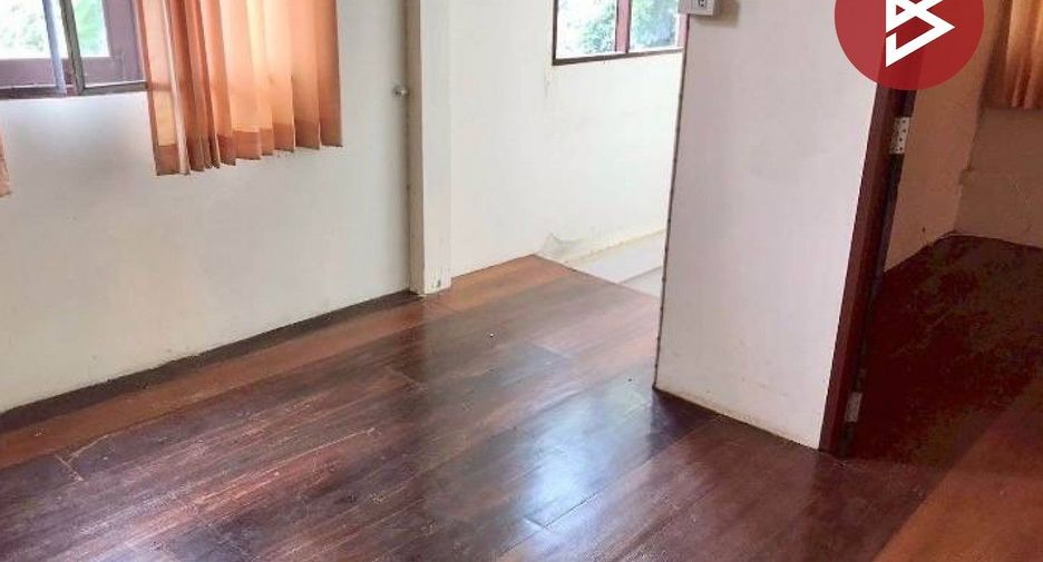 Casa en venta de 3 habitaciones en Mueang Kalasin, Kalasin
