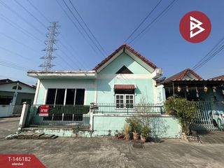 For sale 2 bedrooms townhouse in Si Racha, Chonburi