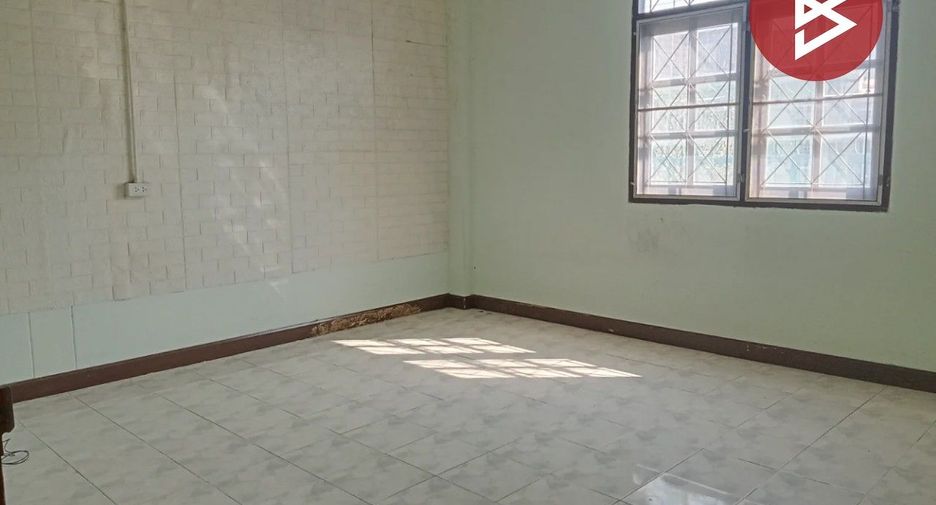 For sale 2 bedrooms townhouse in Si Racha, Chonburi