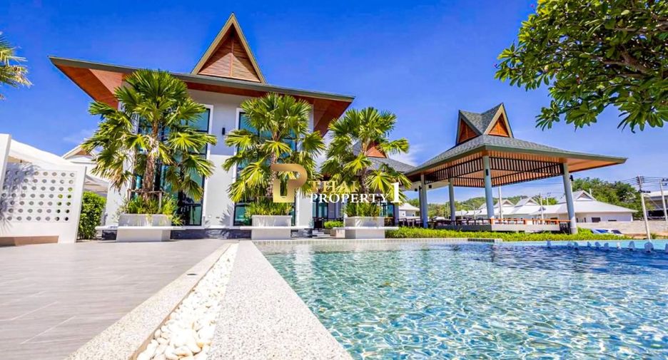 For sale 4 bedrooms villa in Hua Hin, Prachuap Khiri Khan