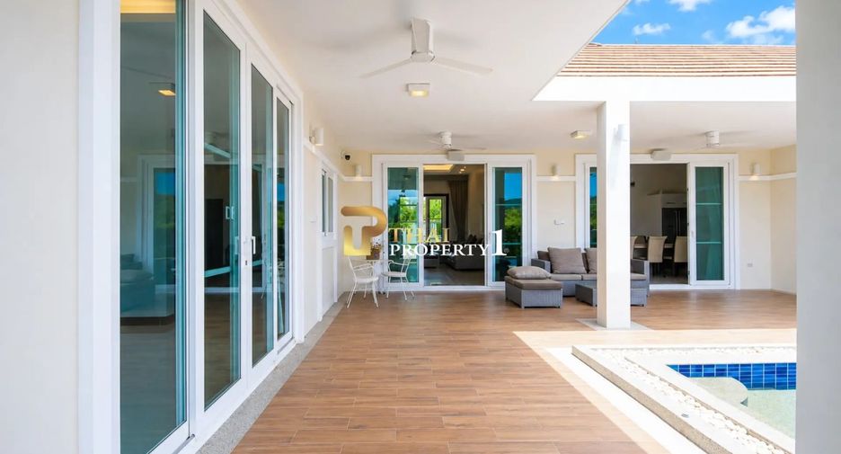 For sale 4 bedrooms villa in Hua Hin, Prachuap Khiri Khan