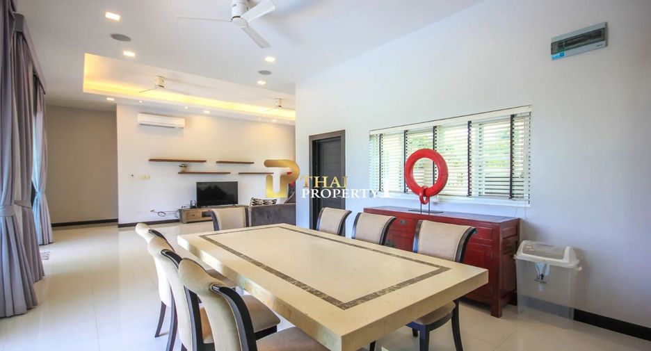 For sale 4 bedrooms villa in Hua Hin, Prachuap Khiri Khan