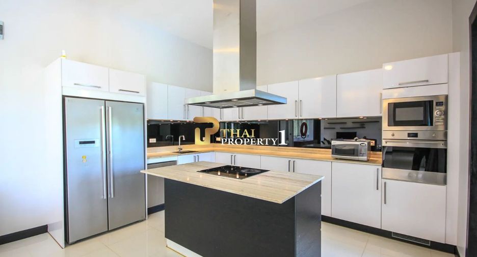 For sale 4 bedrooms villa in Hua Hin, Prachuap Khiri Khan