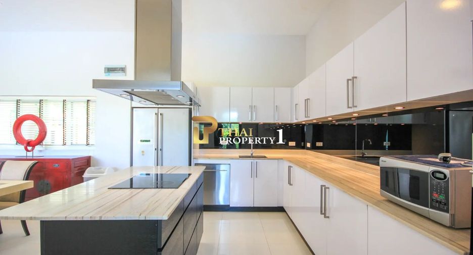 For sale 4 bedrooms villa in Hua Hin, Prachuap Khiri Khan