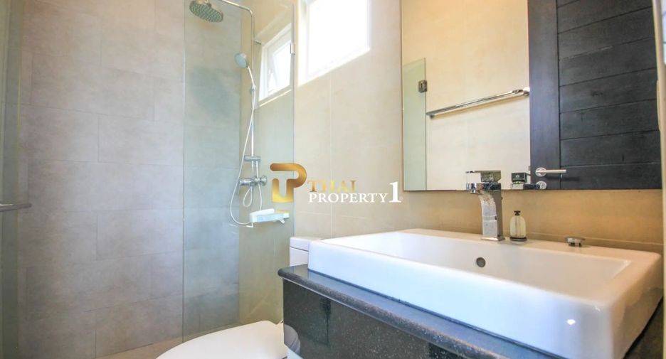 For sale 4 bedrooms villa in Hua Hin, Prachuap Khiri Khan