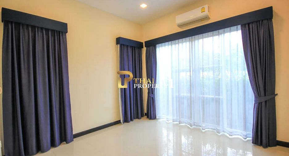 For sale 4 bedrooms villa in Hua Hin, Prachuap Khiri Khan