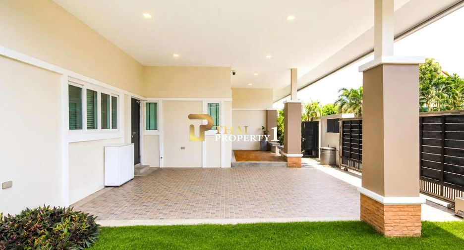For sale 4 bedrooms villa in Hua Hin, Prachuap Khiri Khan