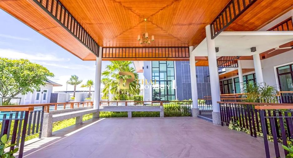 For sale 4 bedrooms villa in Hua Hin, Prachuap Khiri Khan