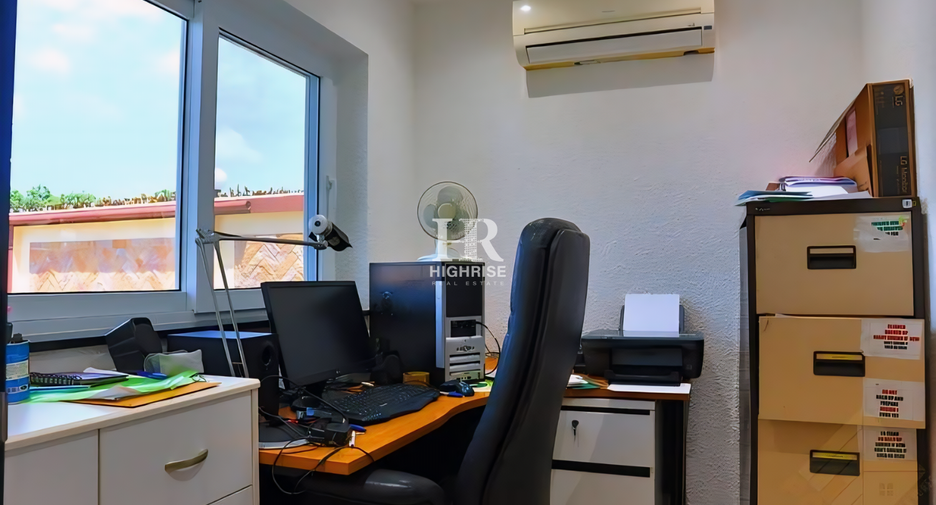 For sale 4 bedrooms villa in Bang Lamung, Chonburi