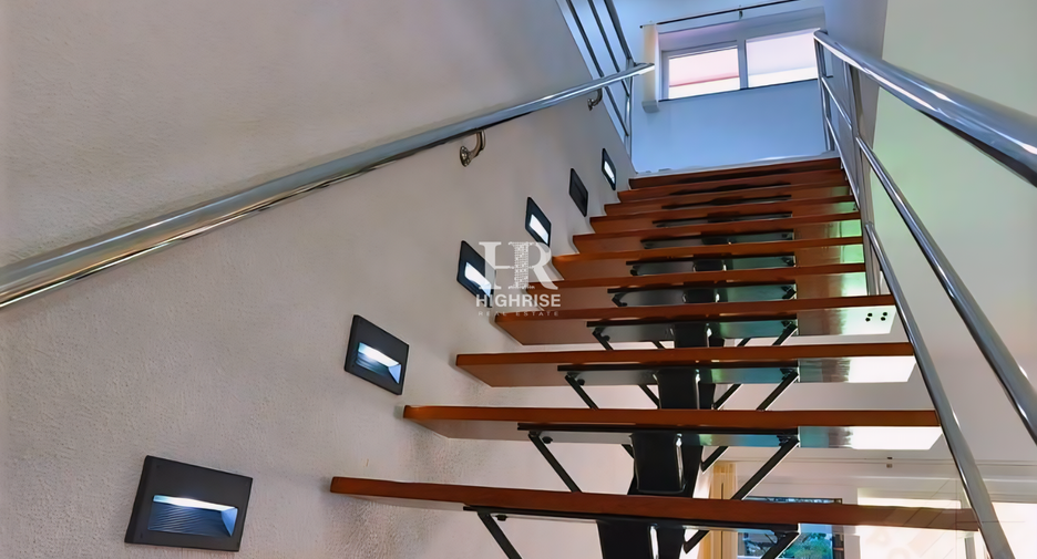 For sale 4 bedrooms villa in Bang Lamung, Chonburi