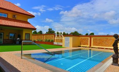 For sale 4 bedrooms villa in Bang Lamung, Chonburi