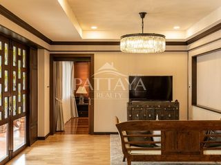 Casa en alquiler de 6 habitaciones en Bang Lamung, Chonburi