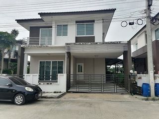 À vendre 3 chambres maison à Lat Krabang, Bangkok
