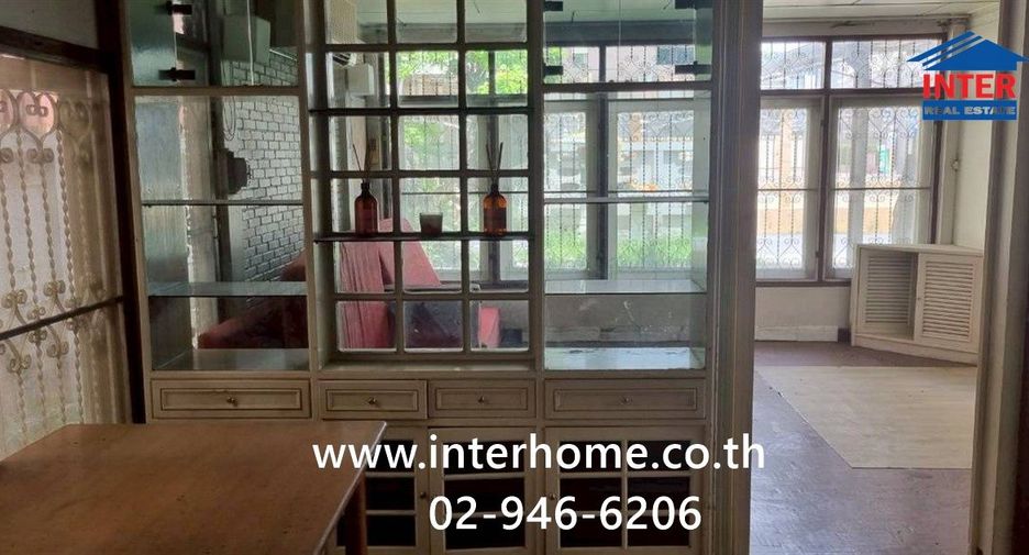 For sale 3 bedrooms house in Din Daeng, Bangkok