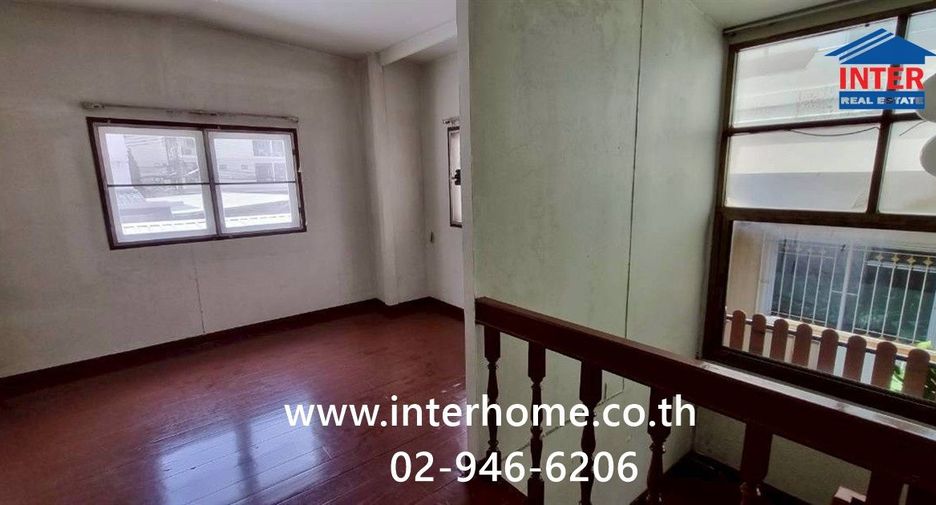 For sale 3 bedrooms house in Din Daeng, Bangkok