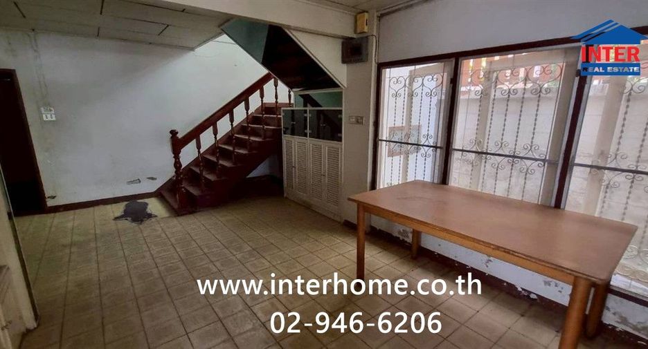 For sale 3 bedrooms house in Din Daeng, Bangkok