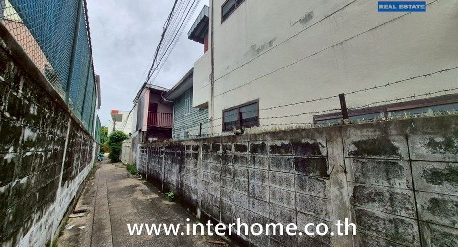 À vendre 5 chambres maison à Bangkok Yai, Bangkok