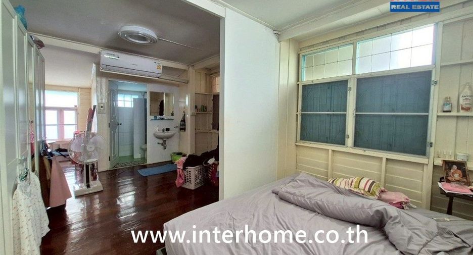 À vendre 5 chambres maison à Bangkok Yai, Bangkok
