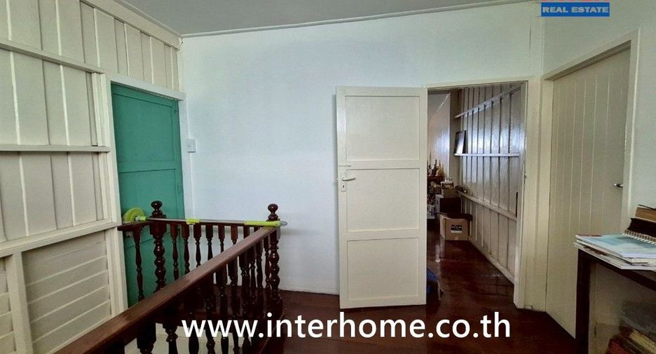 À vendre 5 chambres maison à Bangkok Yai, Bangkok