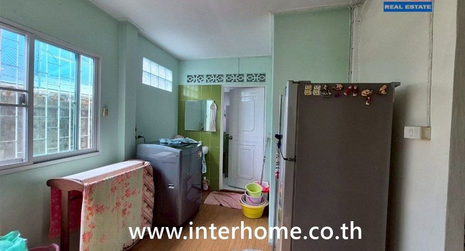 À vendre 5 chambres maison à Bangkok Yai, Bangkok