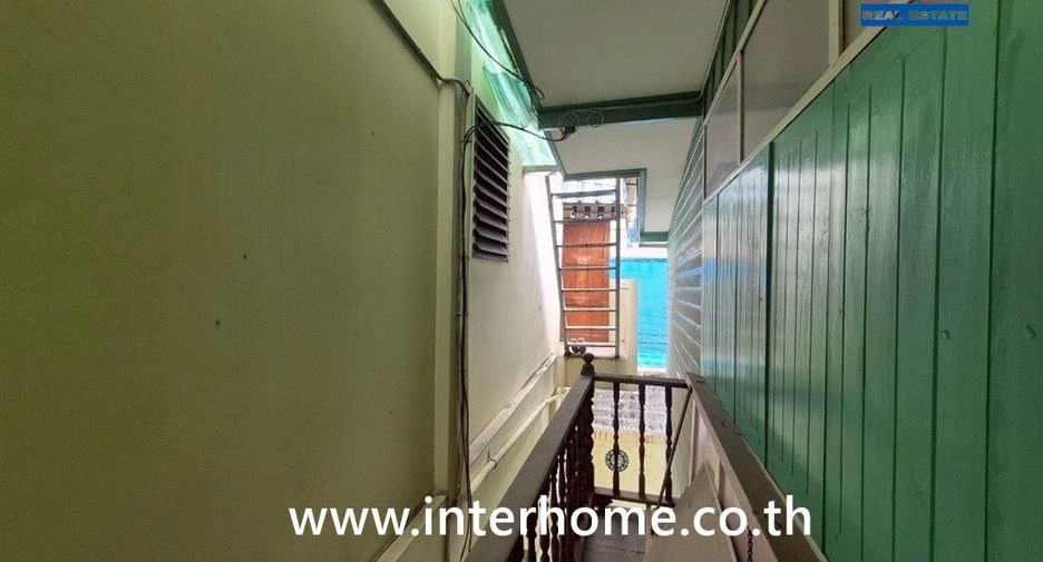 À vendre 5 chambres maison à Bangkok Yai, Bangkok