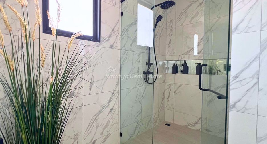 À vendre 3 chambres villa à Bang Lamung, Chonburi