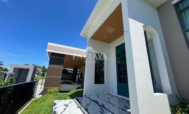 For sale 4 bedrooms house in Bang Lamung, Chonburi