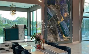 For sale 4 bedrooms house in Bang Lamung, Chonburi
