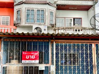 For sale 3 bedrooms townhouse in Ban Bueng, Chonburi