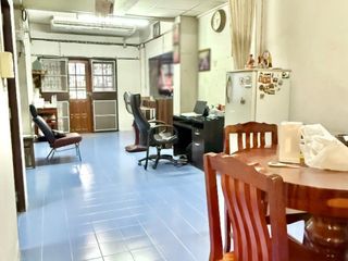 For sale 3 bedrooms townhouse in Ban Bueng, Chonburi